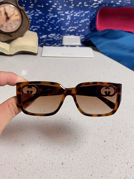 グッチサングラス着用イメージ