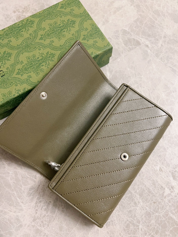 グッチ財布 レプリカ内部構造