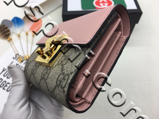 グッチ財布 レプリカ背面デザイン