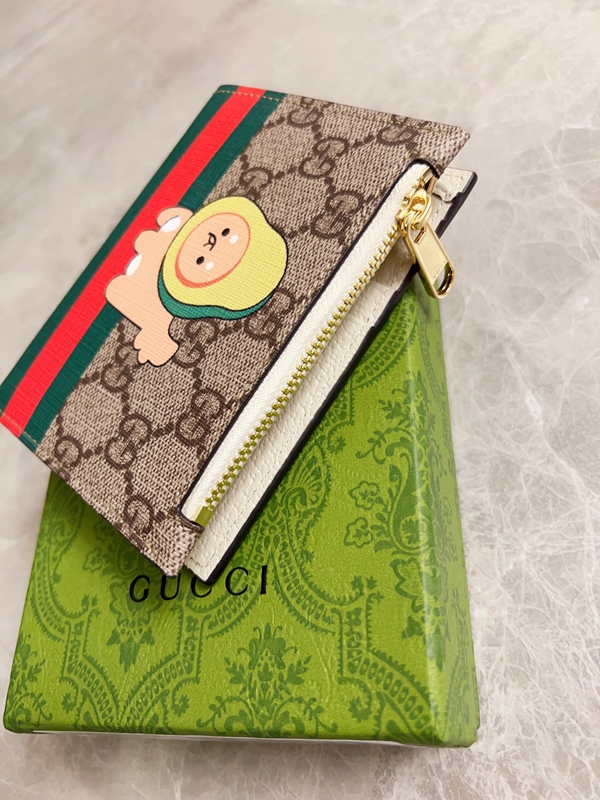 グッチ財布 レプリカ角部分ディテール