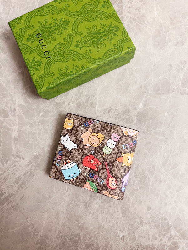グッチ財布 レプリカ側面デザイン
