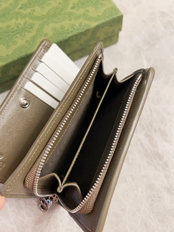 グッチ財布 レプリカ内部構造