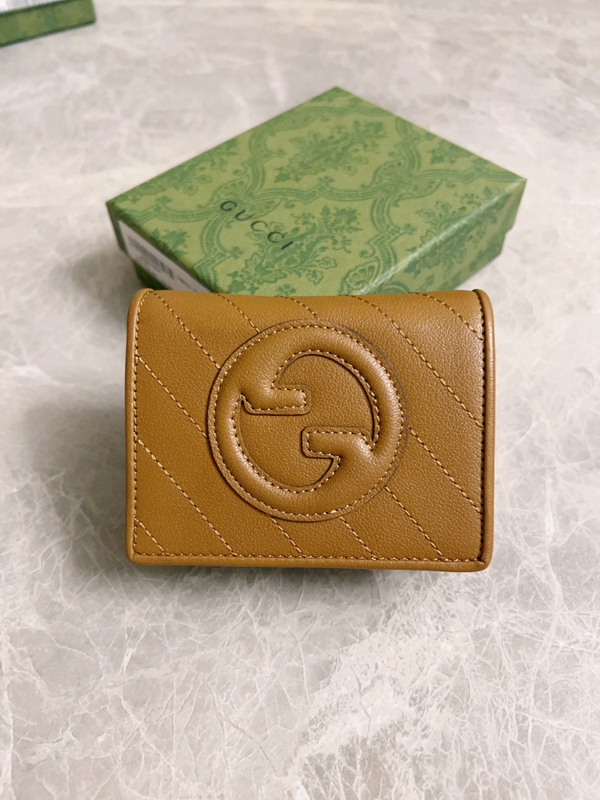 グッチ財布 レプリカ正面デザイン