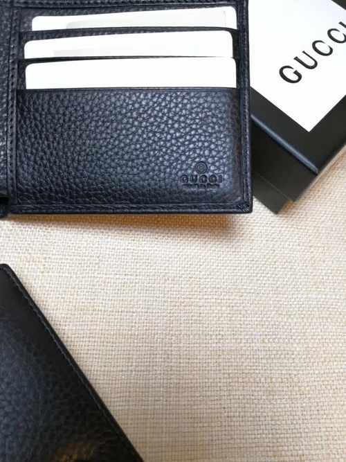 グッチ財布 レプリカ内部構造