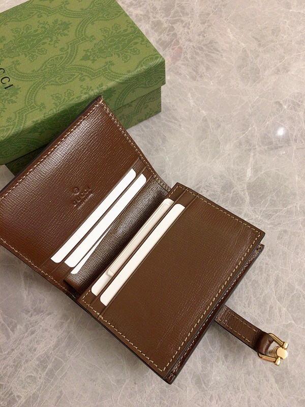 グッチ財布 レプリカ内部構造