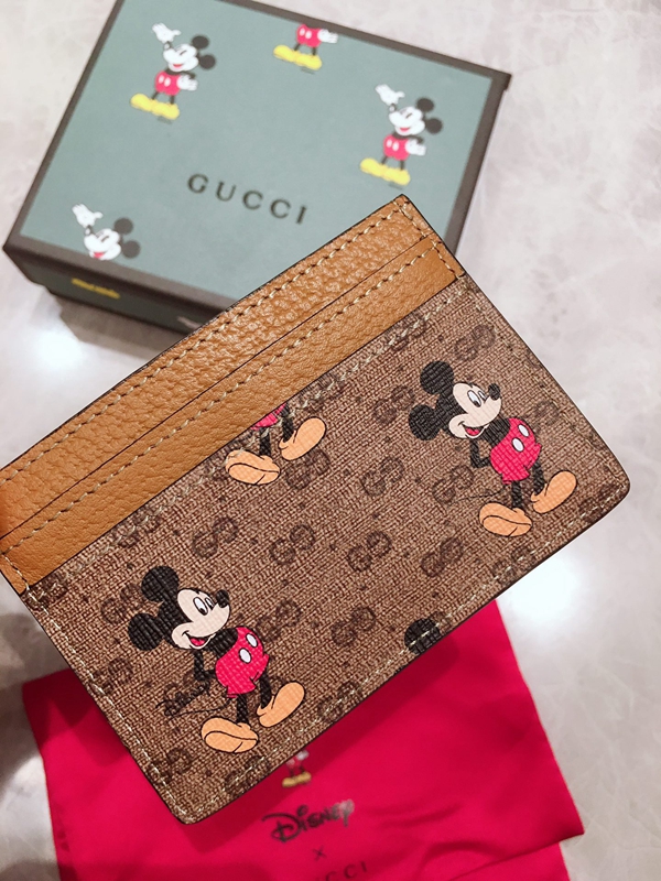 グッチ財布 レプリカ内部構造