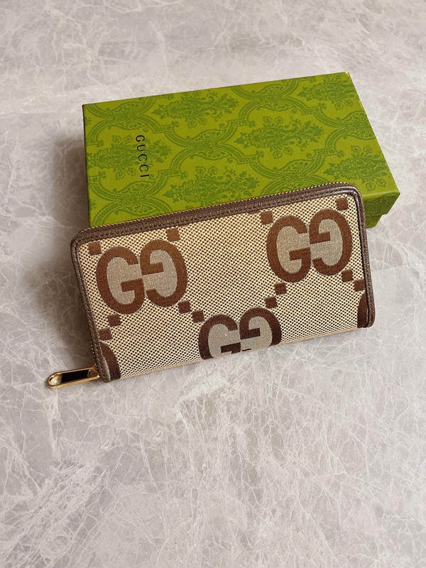 グッチ財布 レプリカ正面デザイン
