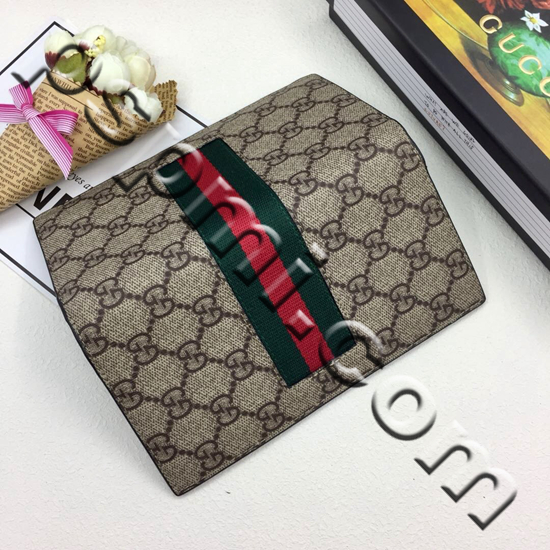 グッチ財布 レプリカ角部分ディテール