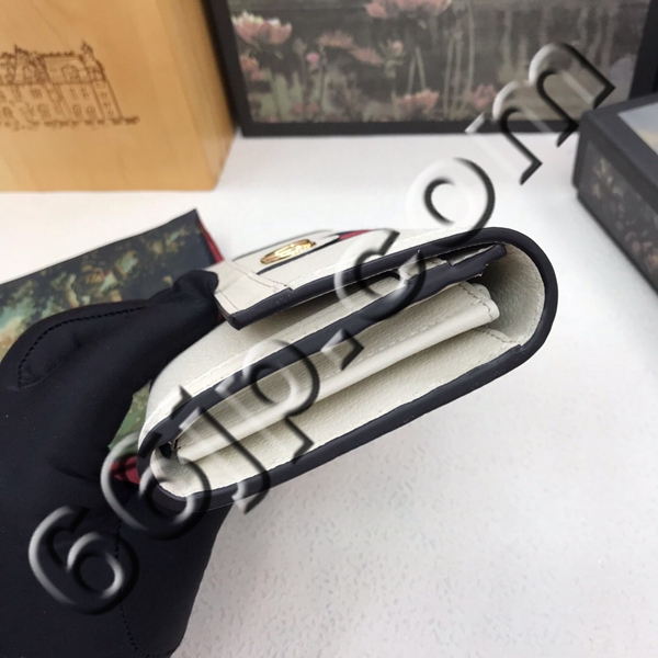 グッチ財布 レプリカ側面デザイン