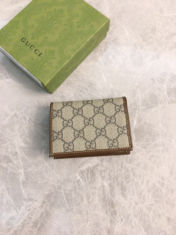 グッチ財布 レプリカ側面デザイン