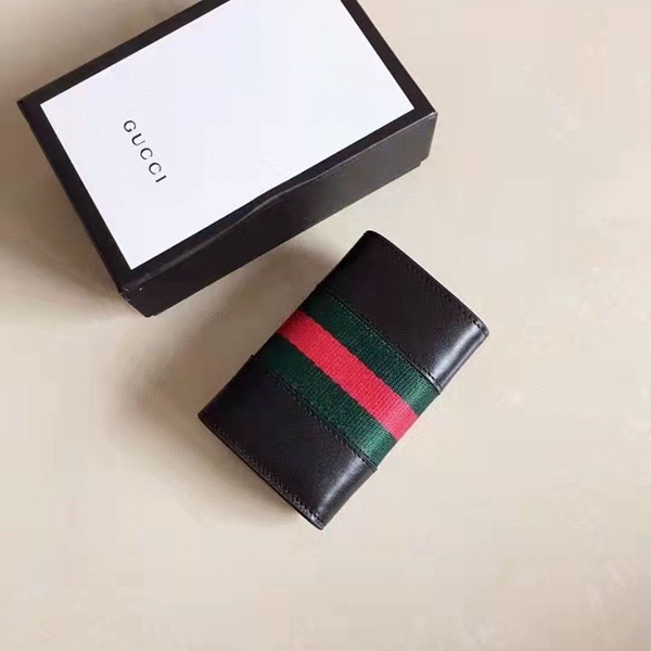 グッチ財布 レプリカ背面デザイン