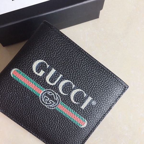 グッチ財布 レプリカ背面デザイン