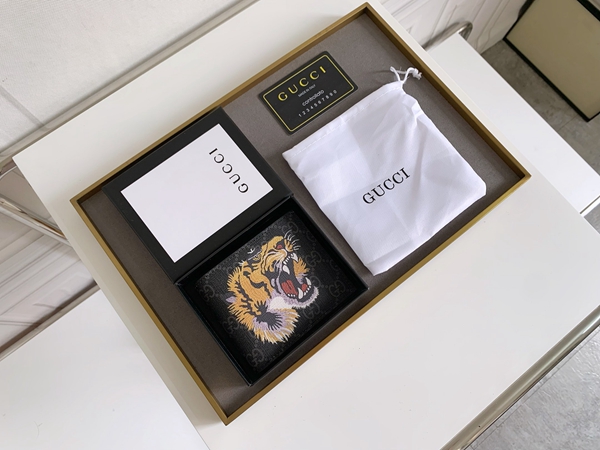 グッチ財布コピー全体デザイン