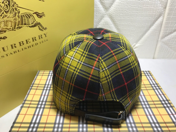 ブランド帽子側面デザイン