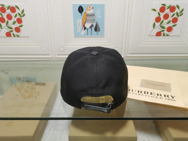 ブランド帽子側面デザイン