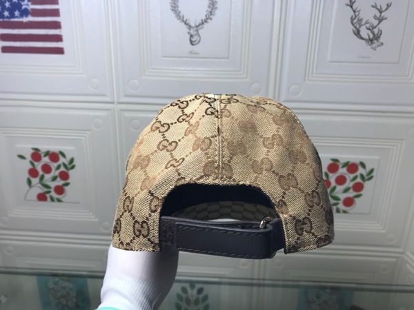 ブランド帽子側面デザイン