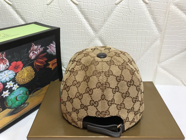 ブランド帽子側面デザイン