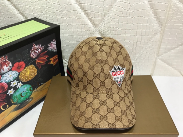 ブランド帽子着用イメージ