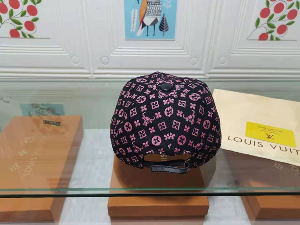 ブランド帽子側面デザイン