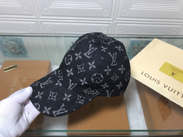 ブランド帽子正面デザイン