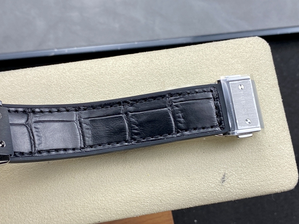ウブロコピー時計角部分ディテール