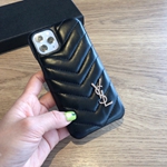 iPhone17 ブランドケース 135