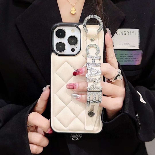 コピーブランド携帯ケース着用イメージ