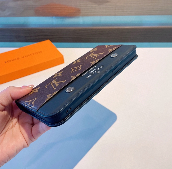 コピーブランド携帯ケース着用イメージ
