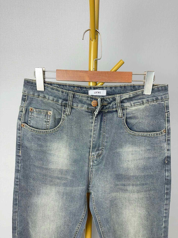 ブランドジーンズ着用イメージ