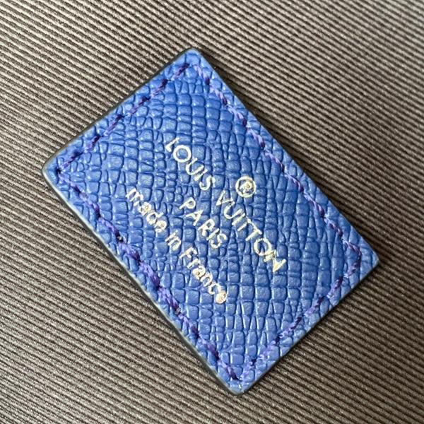 ルイヴィトンバッグ着用イメージ