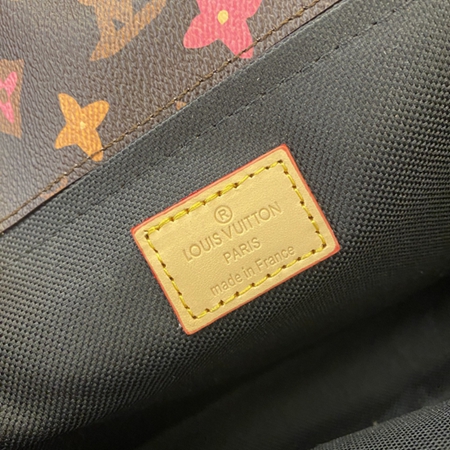 ルイヴィトンバッグ着用イメージ