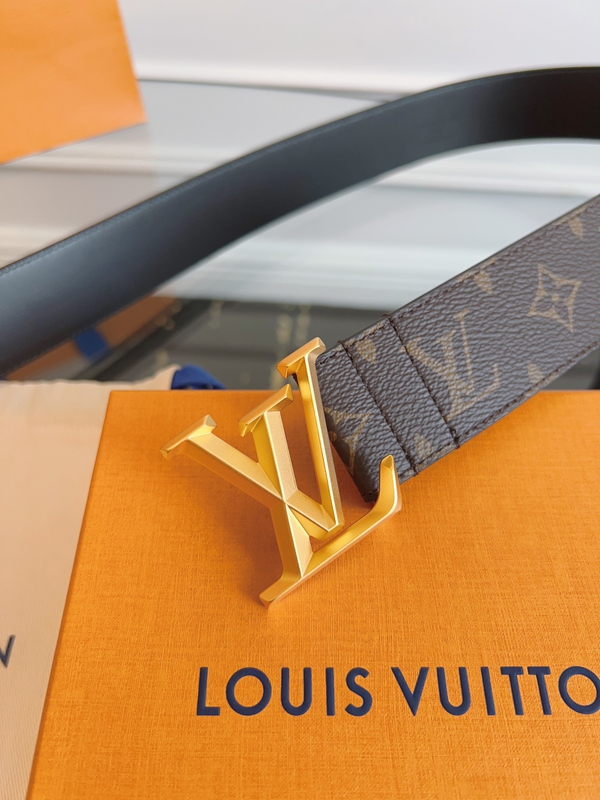 ルイヴィトンベルト細部ディテール