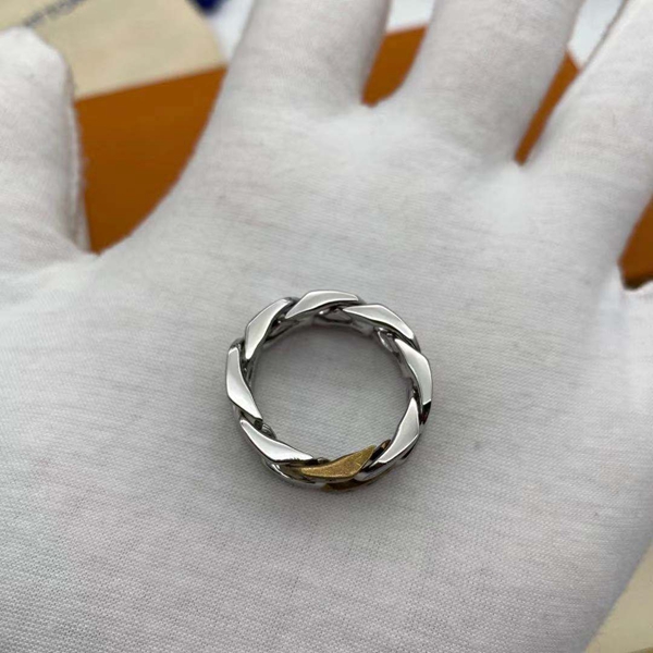 ルイヴィトンアクセサリー内部構造