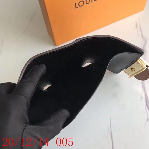 LVコピーウォレット全体デザイン