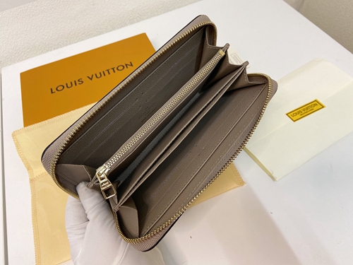 LVコピーウォレット側面デザイン
