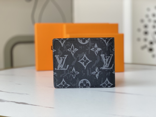 LVコピーウォレット背面デザイン