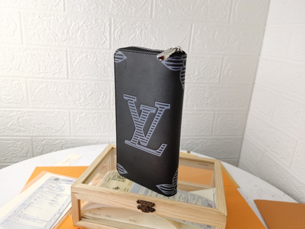 LVコピーウォレット背面デザイン