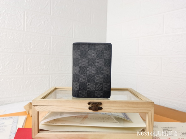 LVコピーウォレット角部分ディテール