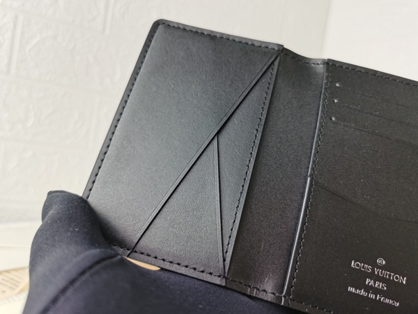 LVコピーウォレット素材ディテール