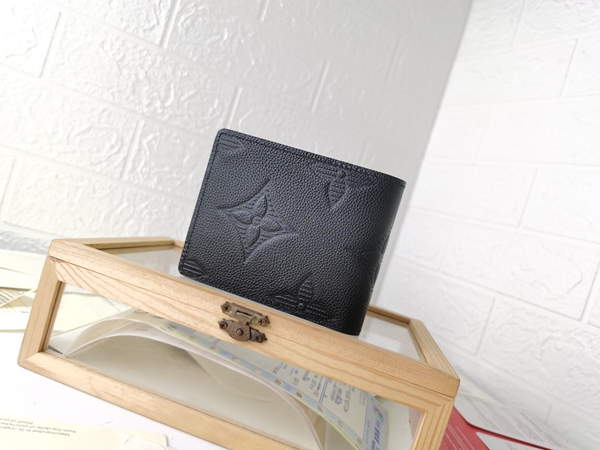 LVコピーウォレット背面デザイン