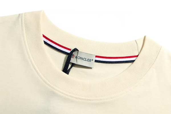 モンクレールTシャツ細部ディテール