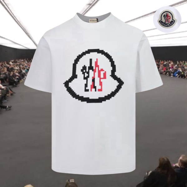 モンクレールTシャツ正面デザイン