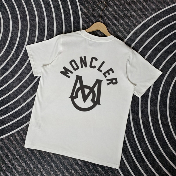 モンクレールTシャツ背面デザイン