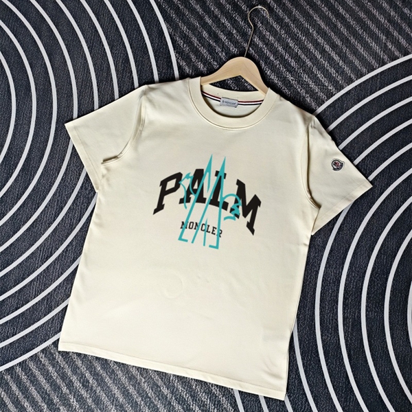 モンクレールTシャツ正面デザイン