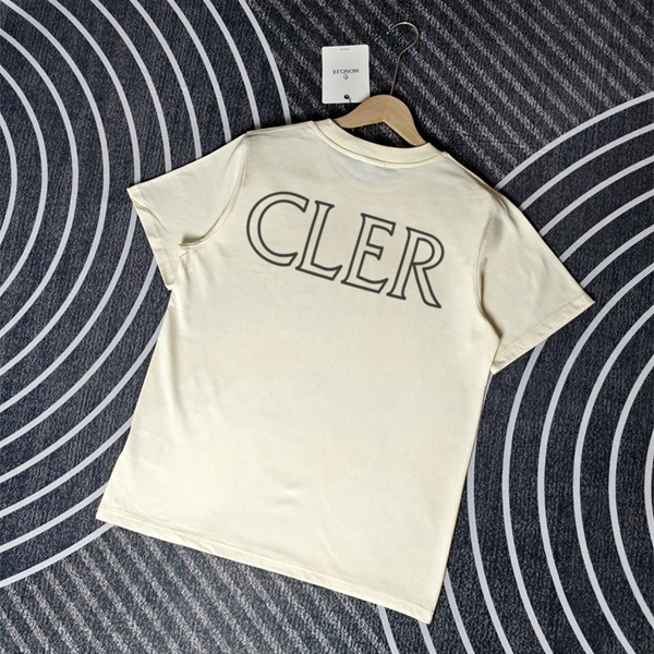 モンクレールTシャツ背面デザイン