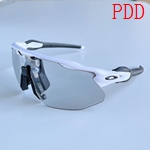 激安オークリーコピー