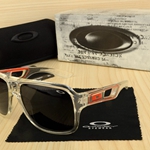 激安オークリーコピー