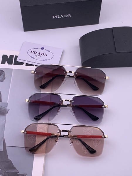 プラダサングラス角部分ディテール