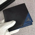 プラダ財布052