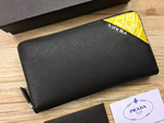 プラダ財布089